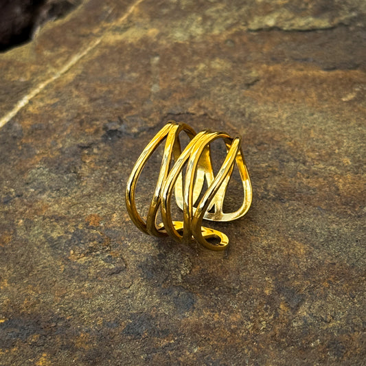 Ava Ring